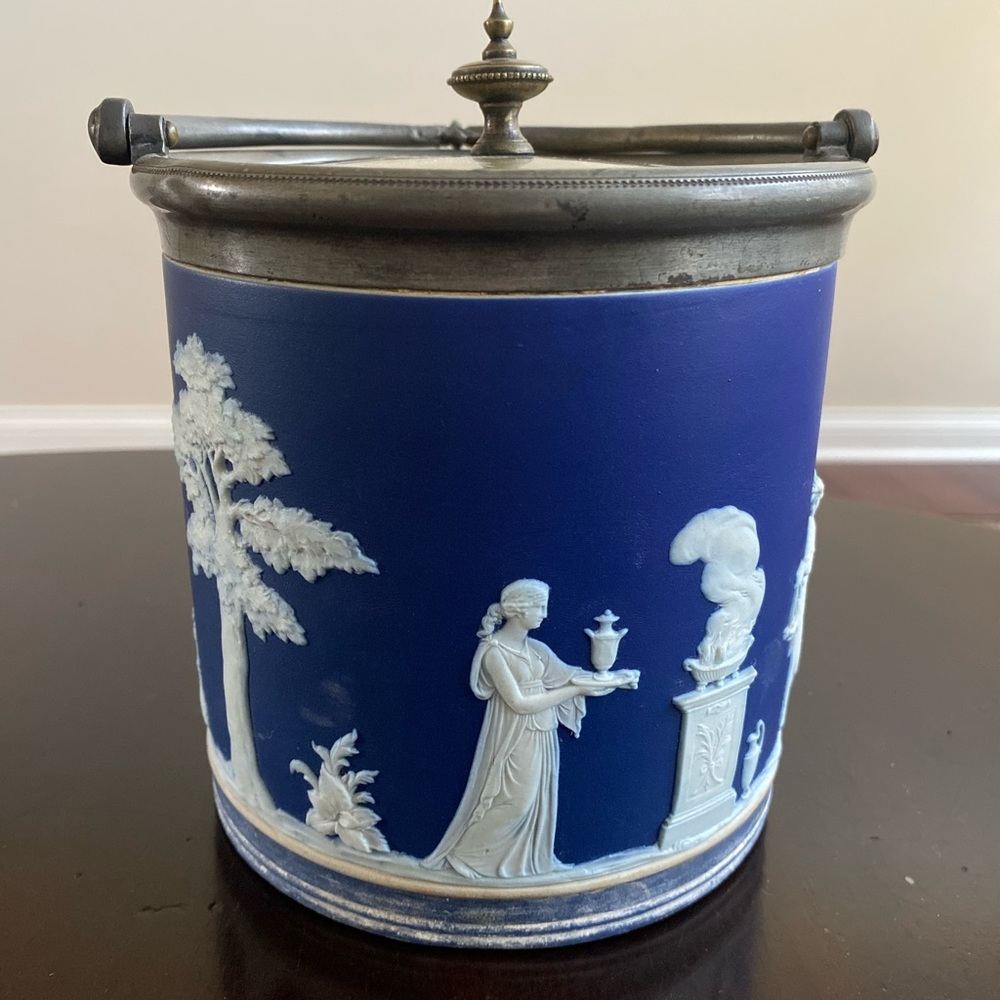 VTG Wedgewood Jasperware Ice Bucket